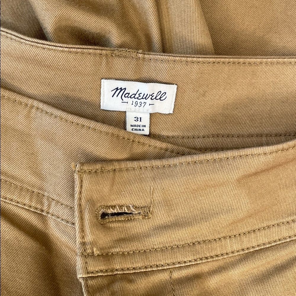 MADEWELL cropped khakis with flattering darts